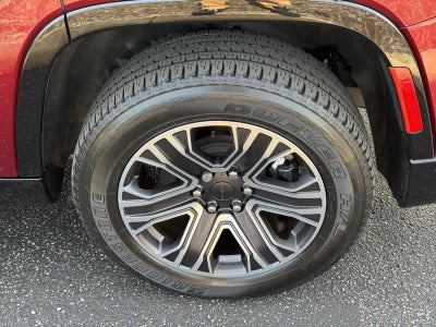 2024 Jeep Wagoneer Base