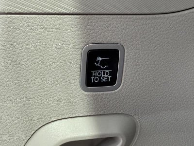 2024 Jeep Wagoneer Base