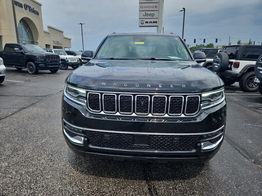 2024 Jeep Wagoneer Base