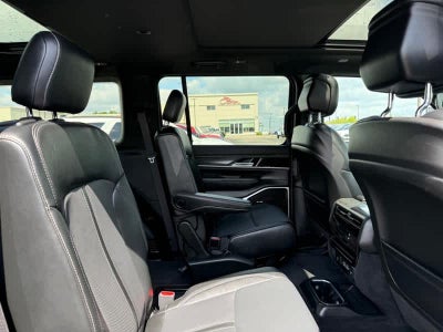 2023 Jeep Wagoneer Series II