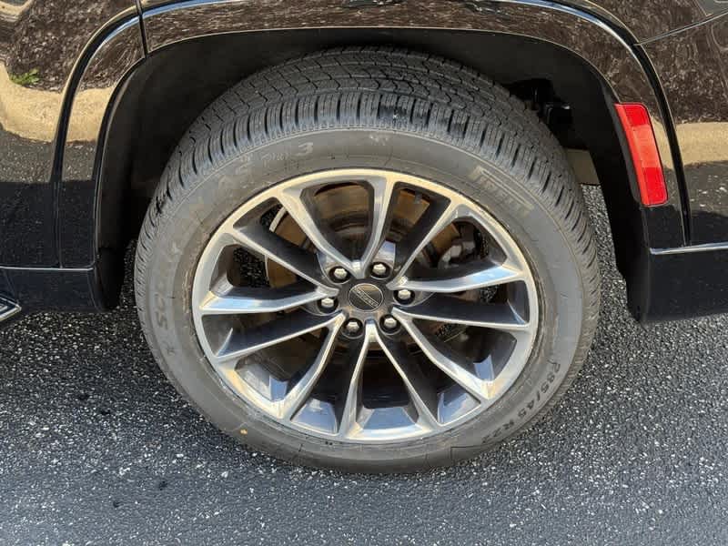 2023 Jeep Wagoneer Series II