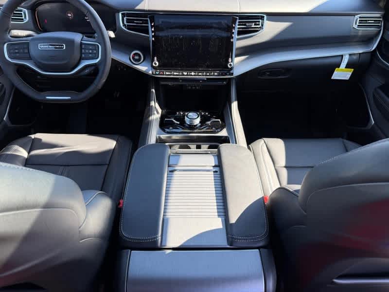 2026 Jeep Grand Wagoneer Limited Reserve