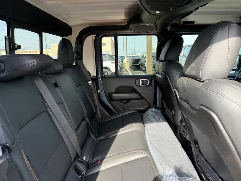 2026 Jeep Gladiator Sahara