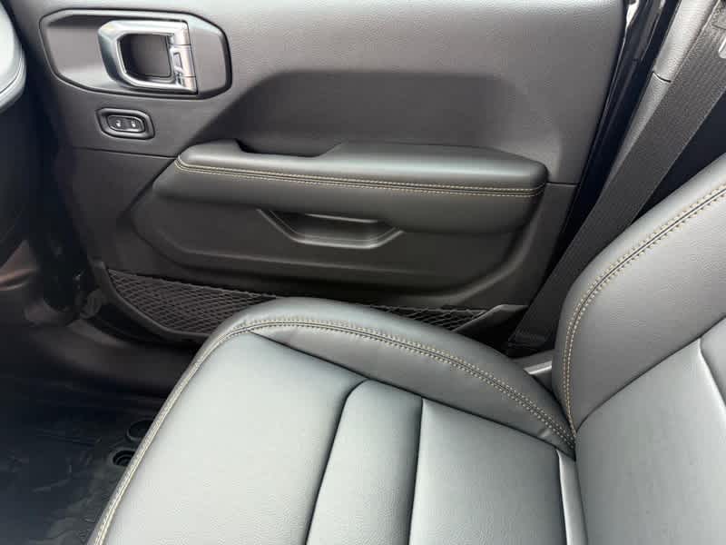 2026 Jeep Gladiator Sahara