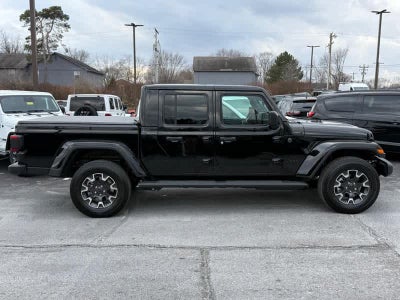 2026 Jeep Gladiator Sahara