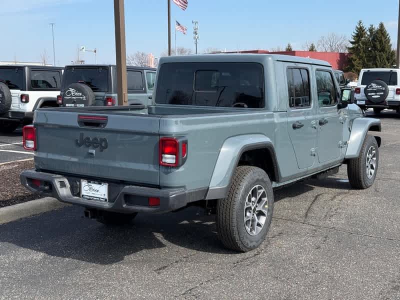 2026 Jeep Gladiator Sport S photo 3