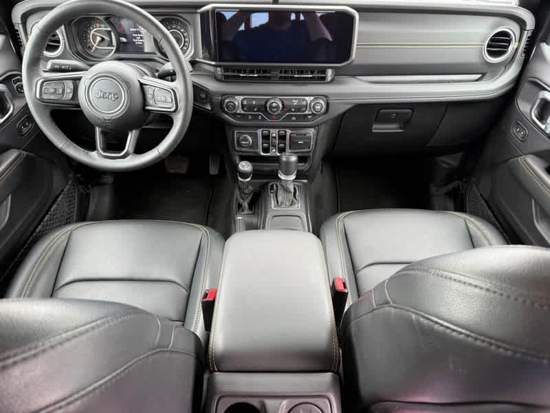 2025 Jeep Gladiator Sport S