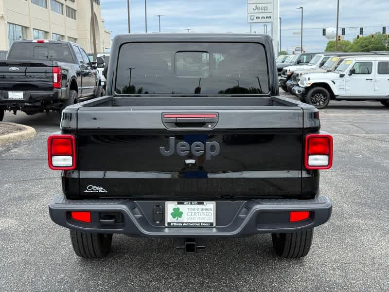 2025 Jeep Gladiator Sport S