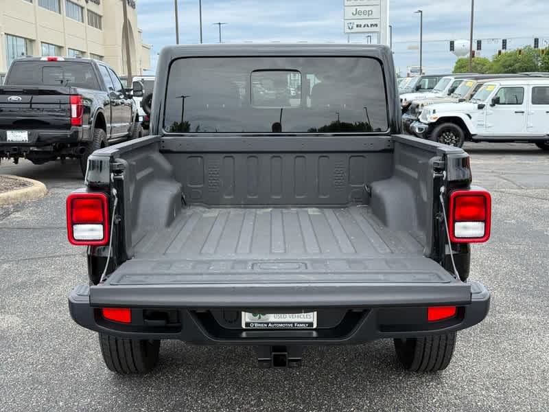 2025 Jeep Gladiator Sport S