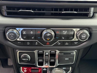 2025 Jeep Gladiator Mojave X