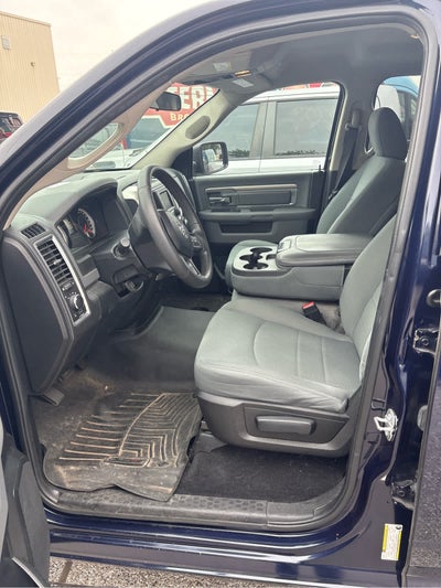 2017 RAM 1500 SLT Quad Cab 4x4 6'4' Box