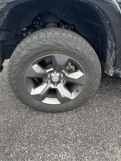 2022 RAM 1500 Big Horn Crew Cab 4x4 5'7' Box