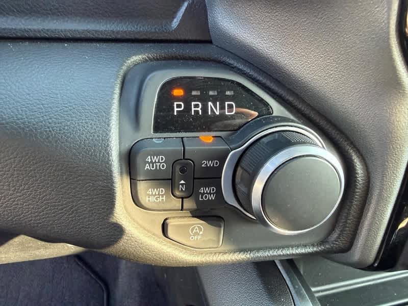 2025 RAM 1500 Big Horn Crew Cab 4x4 5'7' Box