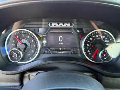 2025 RAM 1500 Big Horn Crew Cab 4x4 5'7' Box