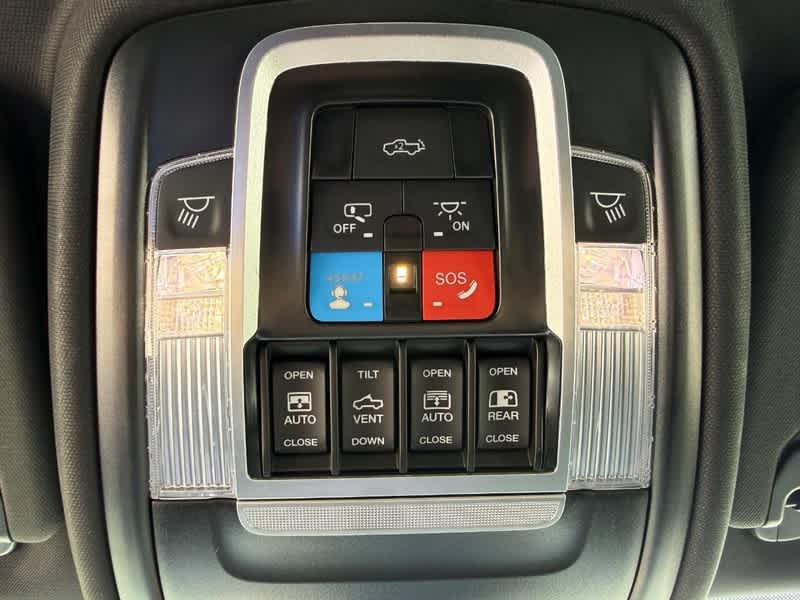 2026 RAM 1500 Big Horn Crew Cab 4x4 5'7' Box