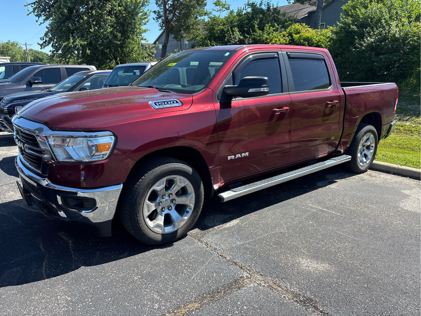 2021 RAM 1500 Big Horn/Lone Star 4x4 Crew Cab 5'7's photo