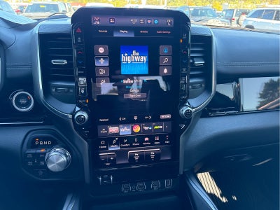 2025 RAM 1500 Laramie 4x4 Crew Cab 5'7 Box
