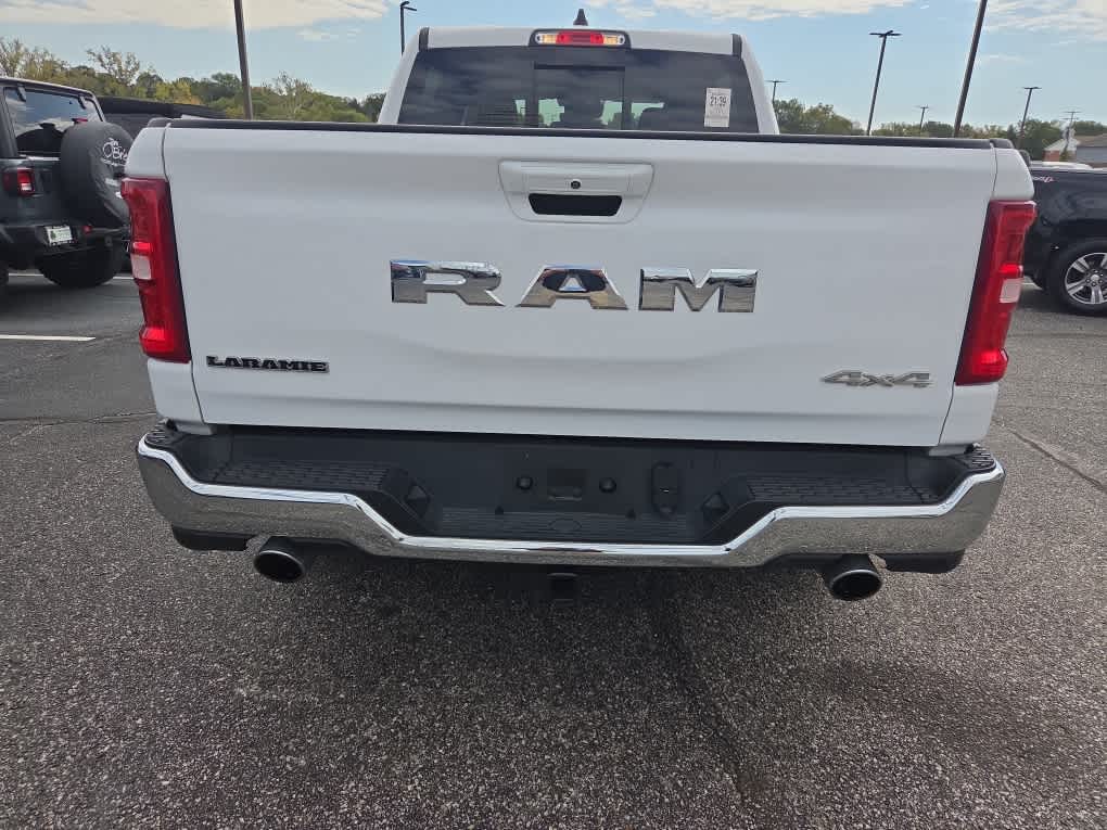2025 RAM 1500 Laramie Crew Cab 4x4 5'7' Box