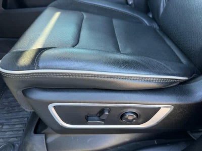 2021 RAM 1500 Laramie Crew Cab 4x4 5'7' Box