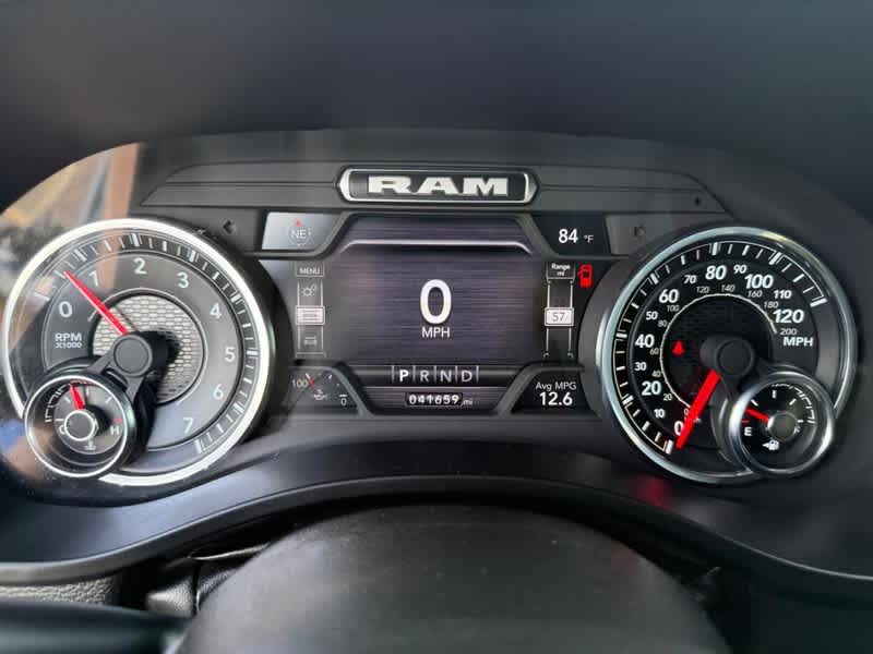 2024 RAM 1500 Laramie Crew Cab 4x4 5'7' Box