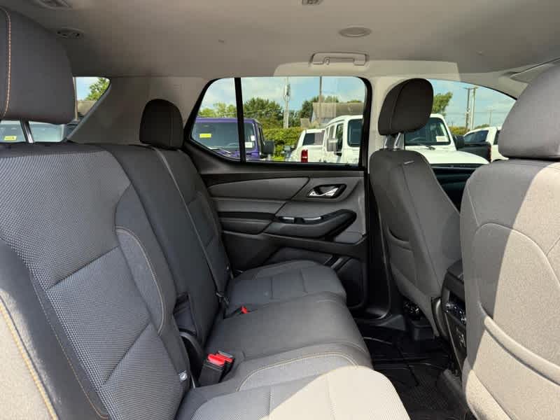 2021 Chevrolet Traverse LS