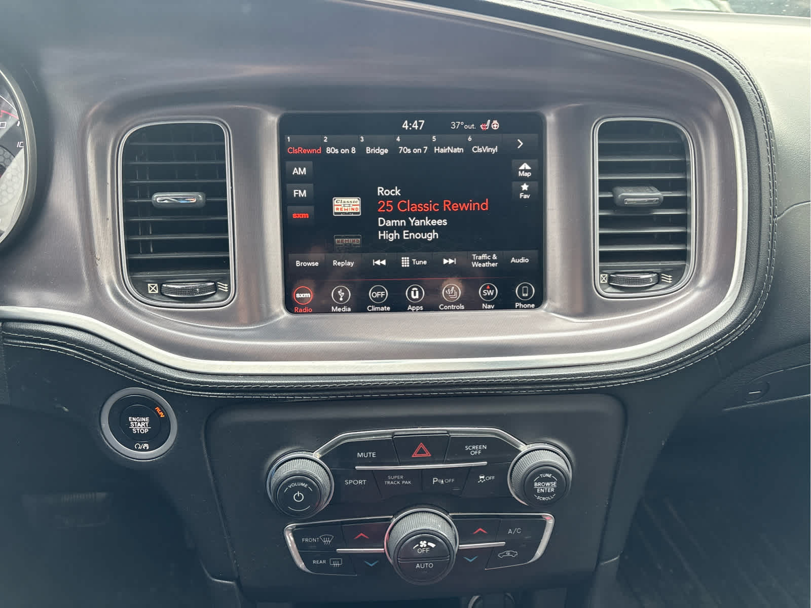 2019 Dodge Charger SXT