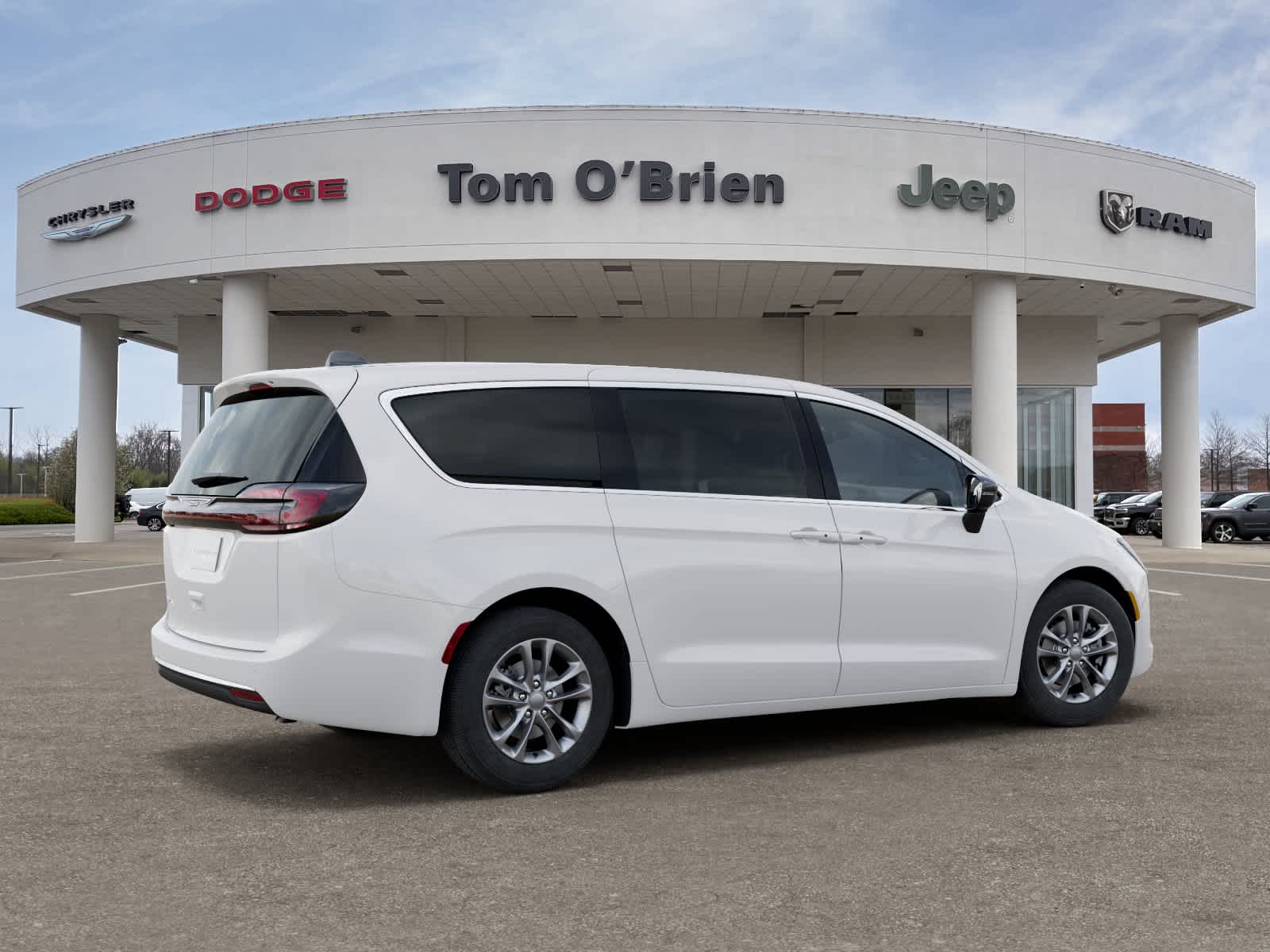 2027 Chrysler Pacifica Select