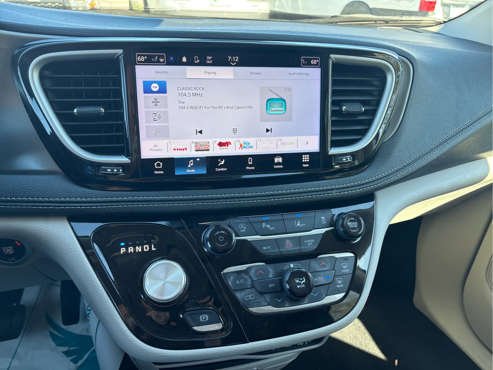 2024 Chrysler Pacifica Touring L
