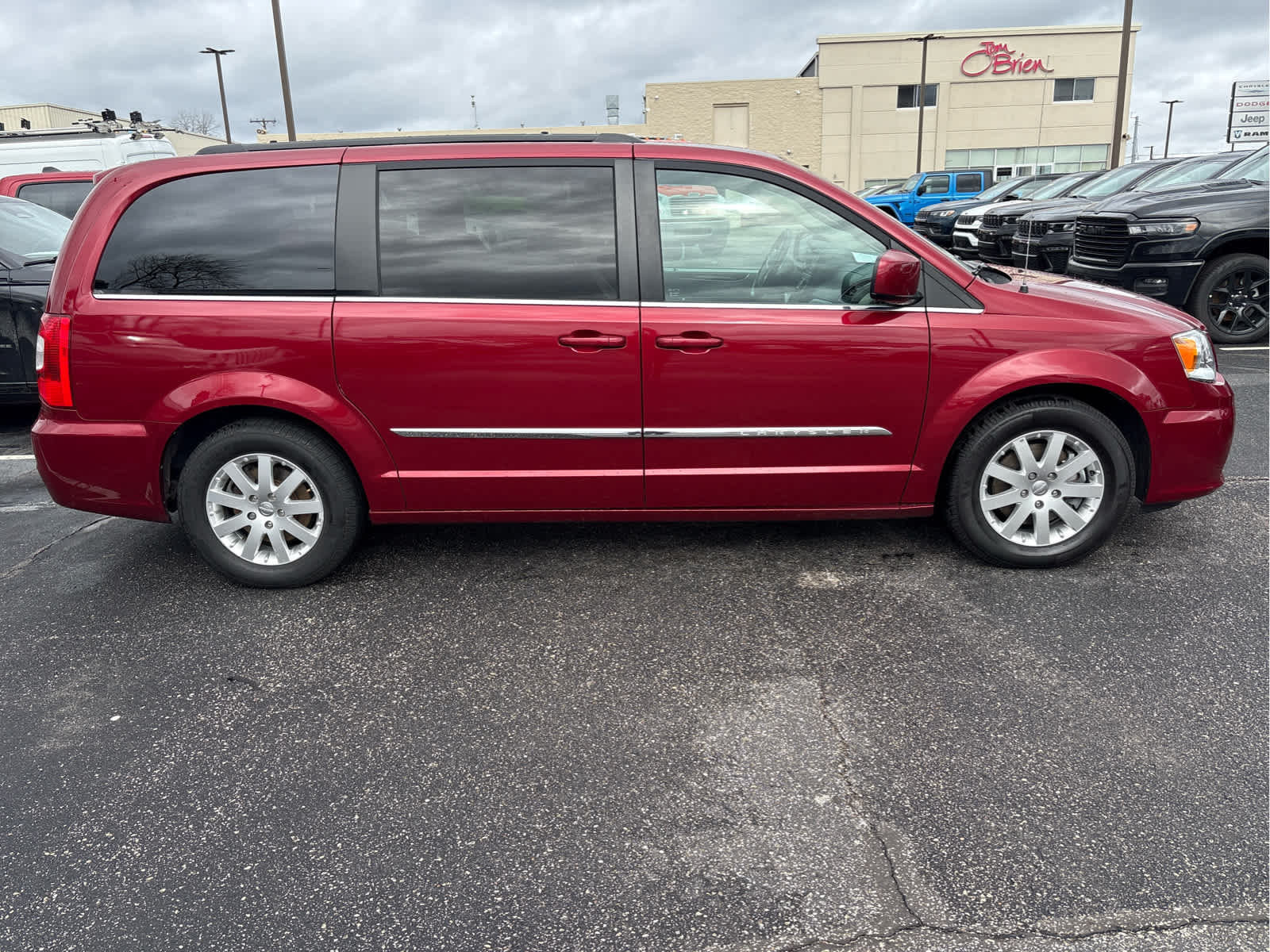 2014 Chrysler Town & Country Touring