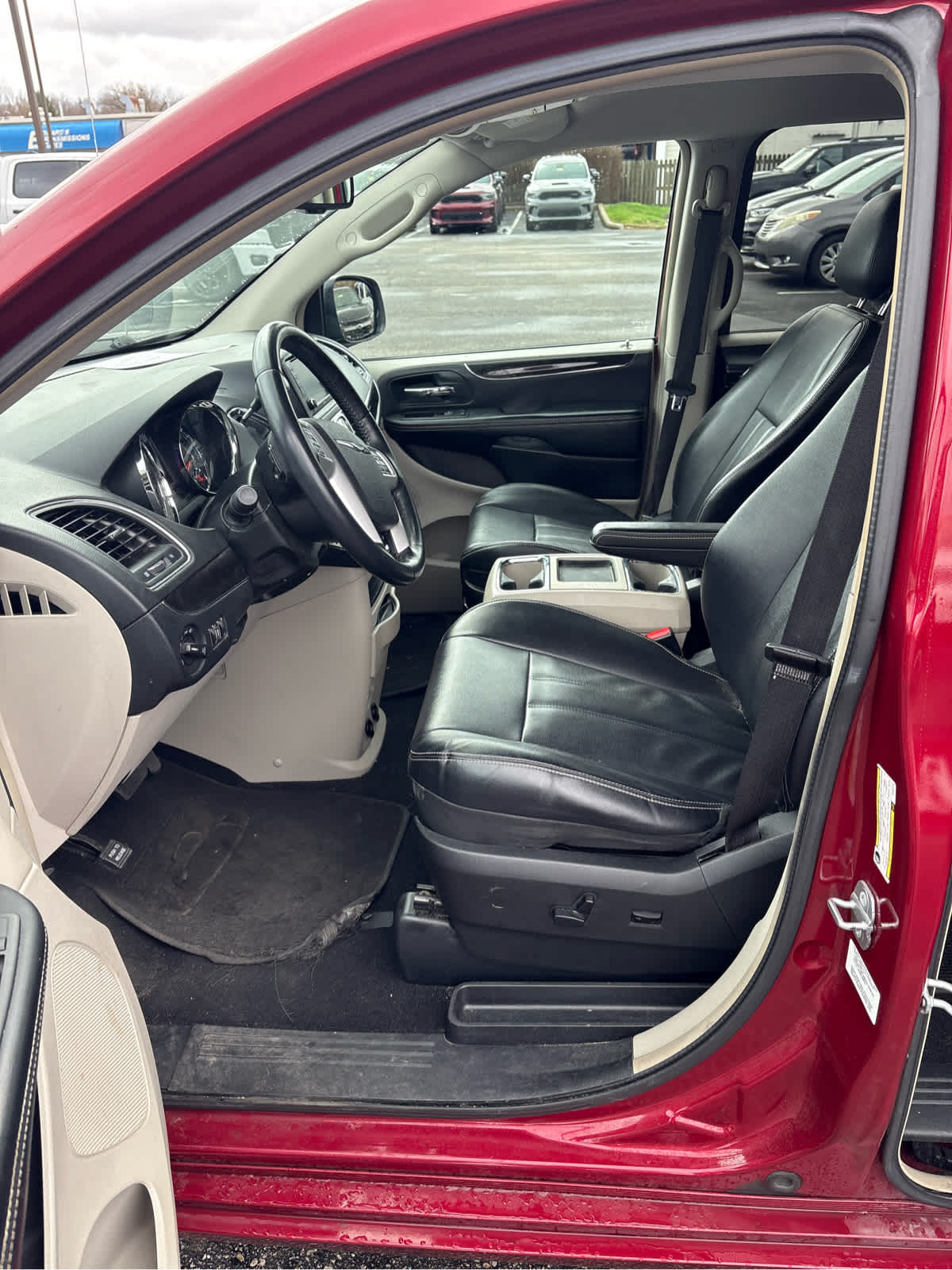 2014 Chrysler Town & Country Touring