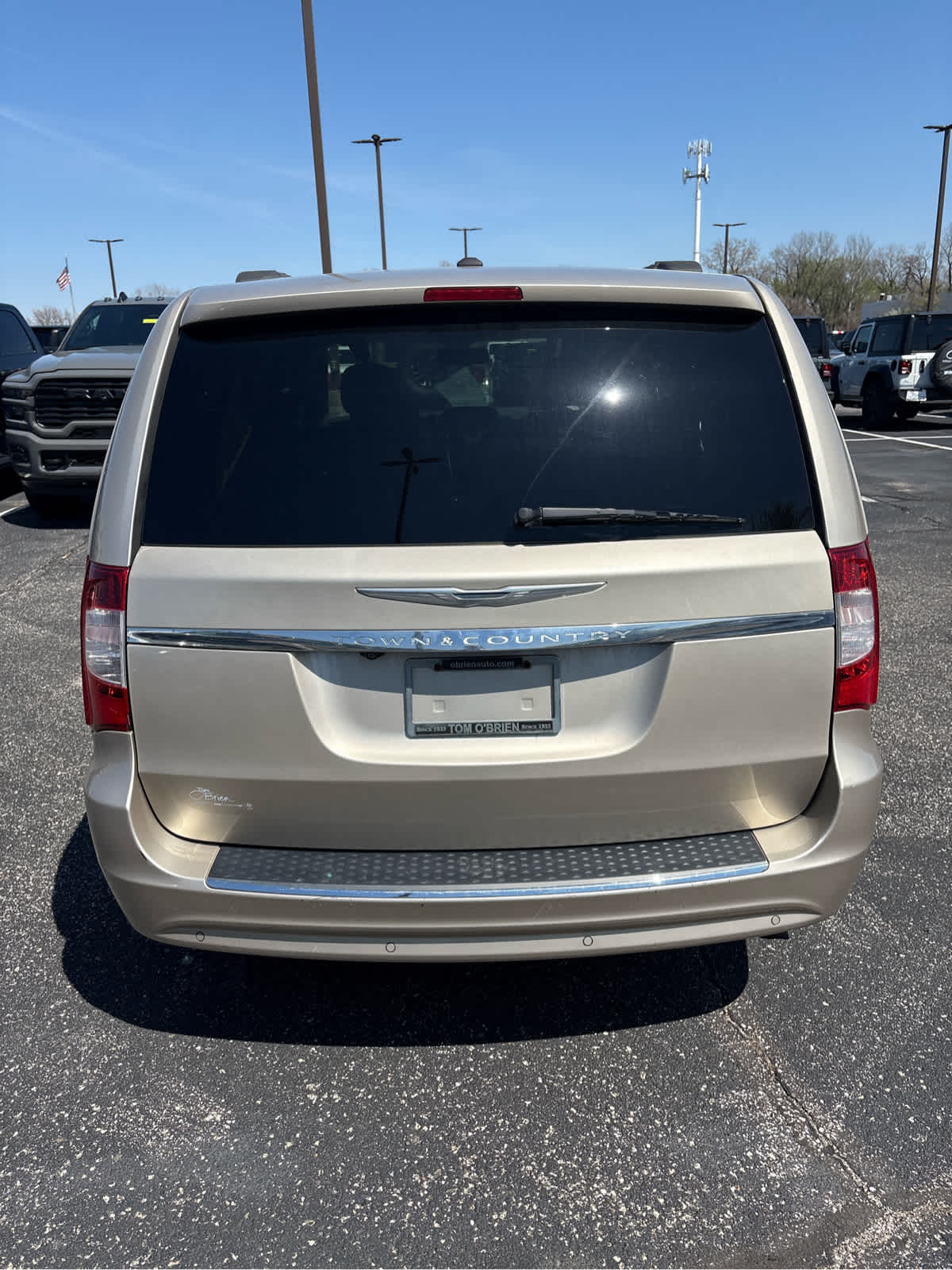 2016 Chrysler Town & Country Touring-L Anniversary Edition