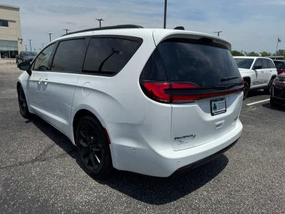 2024 Chrysler Pacifica Limited