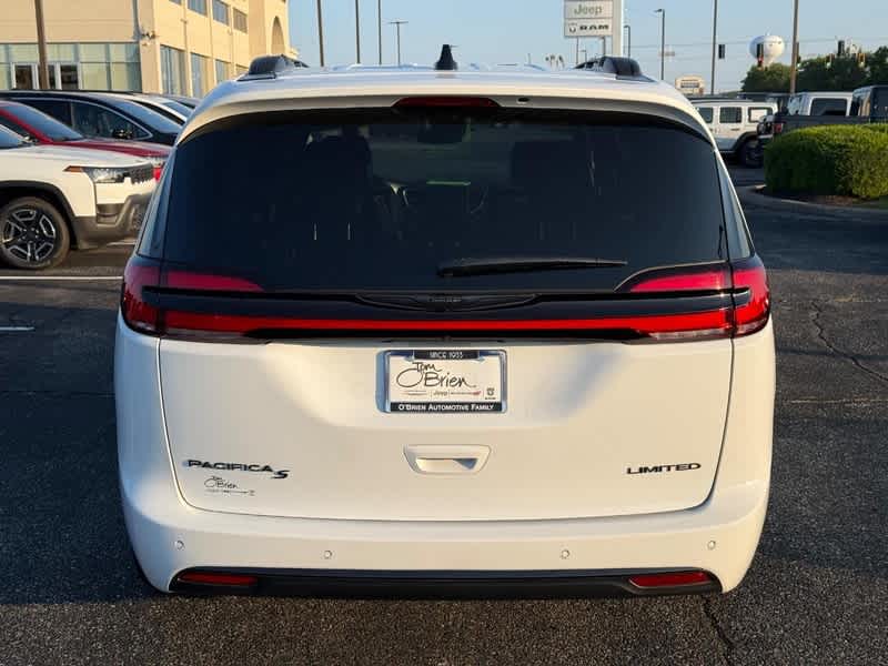 2025 Chrysler Pacifica Limited