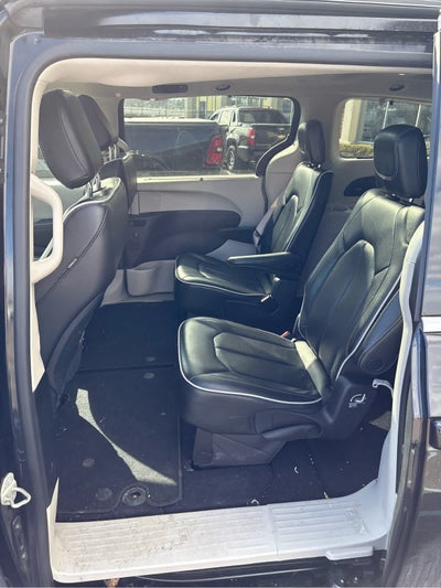 2022 Chrysler Pacifica Limited