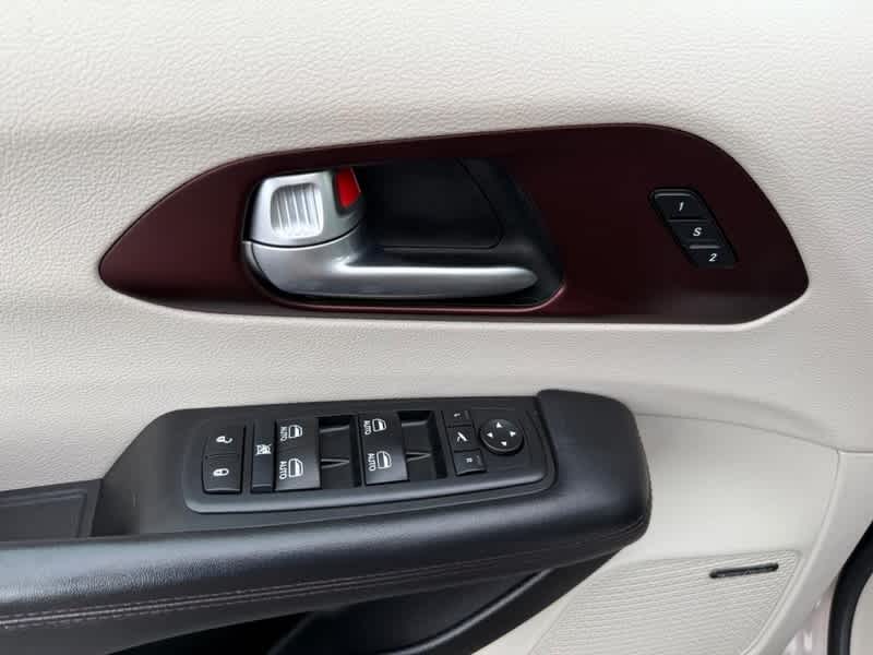 2017 Chrysler Pacifica Limited