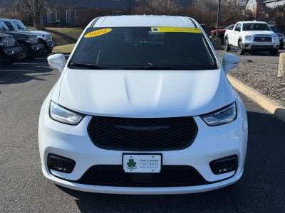 2022 Chrysler Pacifica Hybrid Touring L