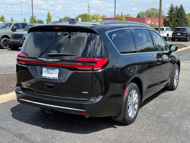 2021 Chrysler Pacifica Touring L AWD
