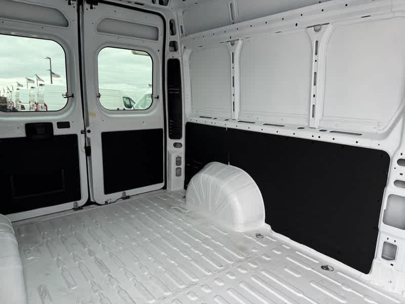 2025 RAM ProMaster 2500 Tradesman