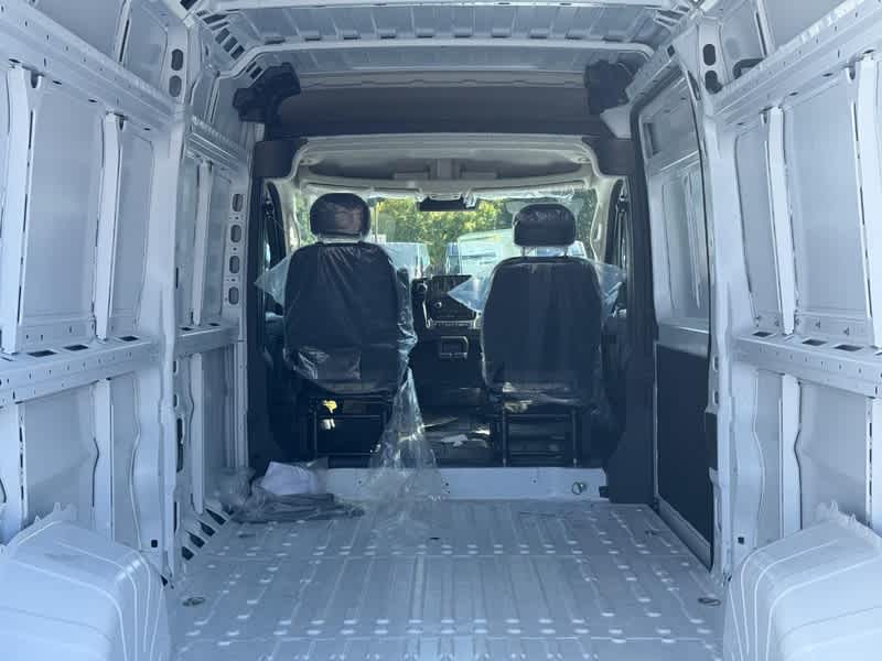 2025 RAM ProMaster Tradesman