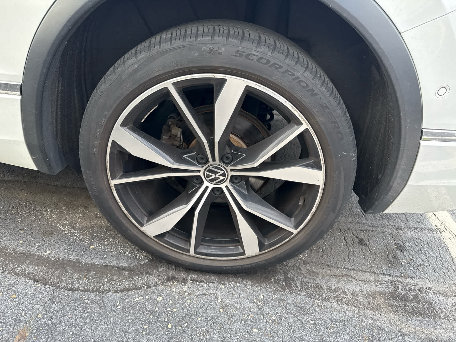 2022 Volkswagen Tiguan SEL R-Line