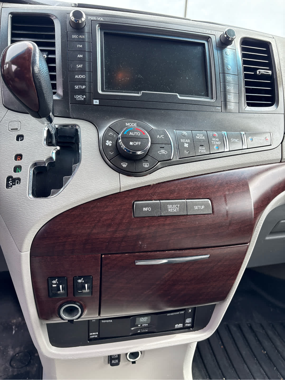 2014 Toyota Sienna XLE