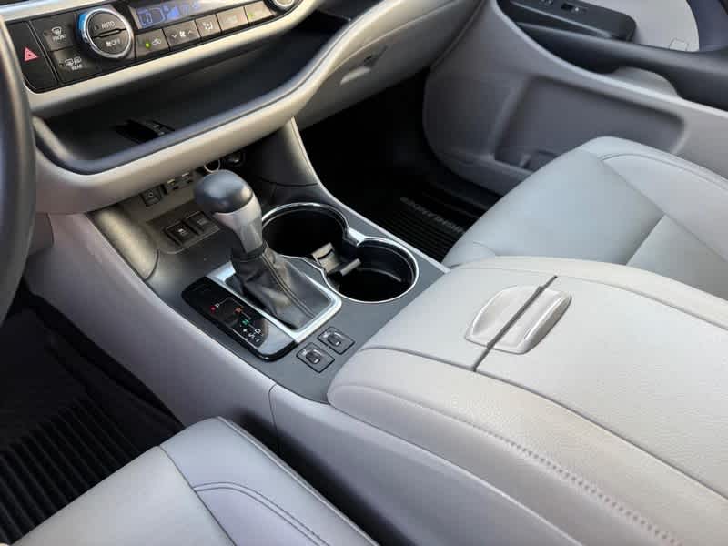 2019 Toyota Highlander Hybrid XLE