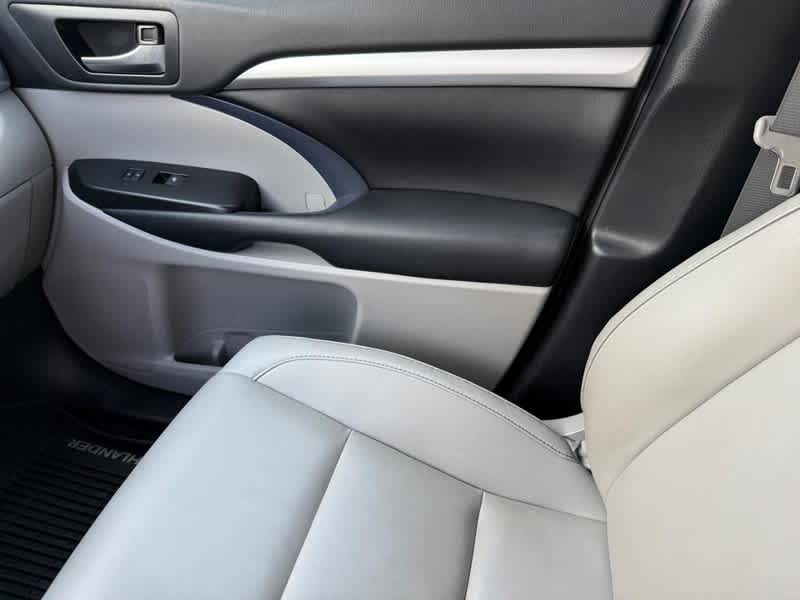 2019 Toyota Highlander Hybrid XLE