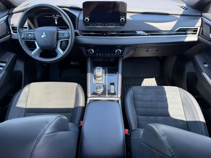 2024 Mitsubishi Outlander SE Black Edition