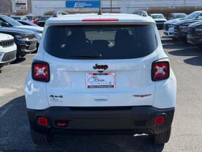 2023 Jeep Renegade Trailhawk
