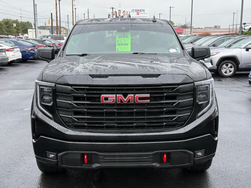 2025 GMC Sierra 1500 4WD Crew Cab 147 Elevation w/3SB