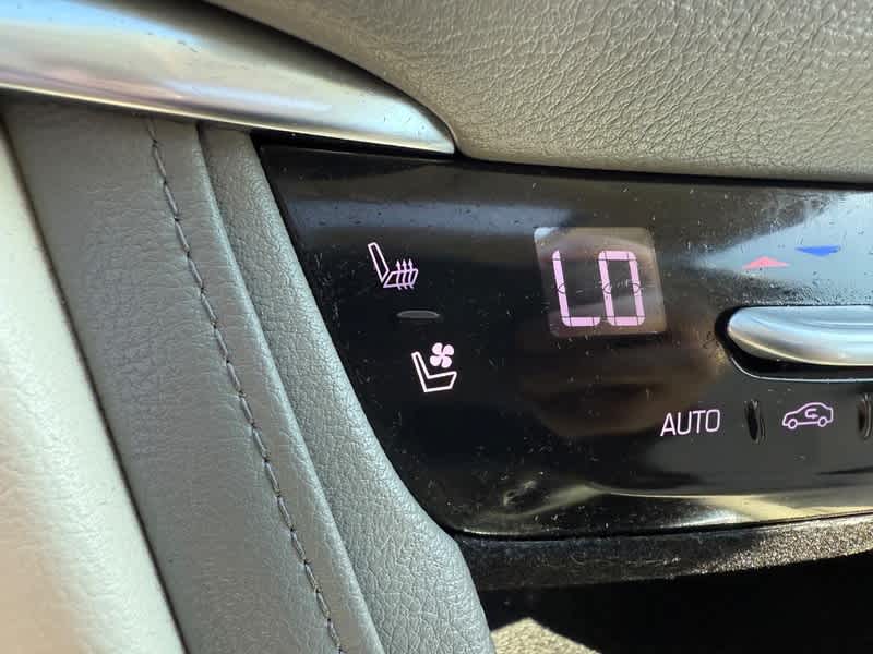 2017 Cadillac XT5 FWD 4dr Premium Luxury