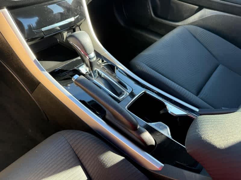 2017 Honda Accord LX CVT w/Honda Sensing