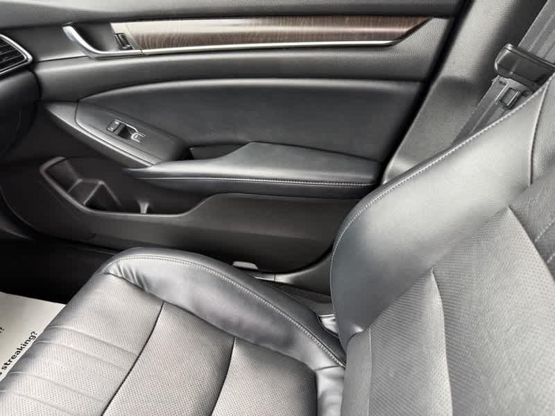 2018 Honda Accord Touring 2.0T Auto