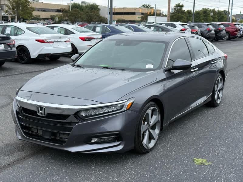2018 Honda Accord Touring 2.0T Auto